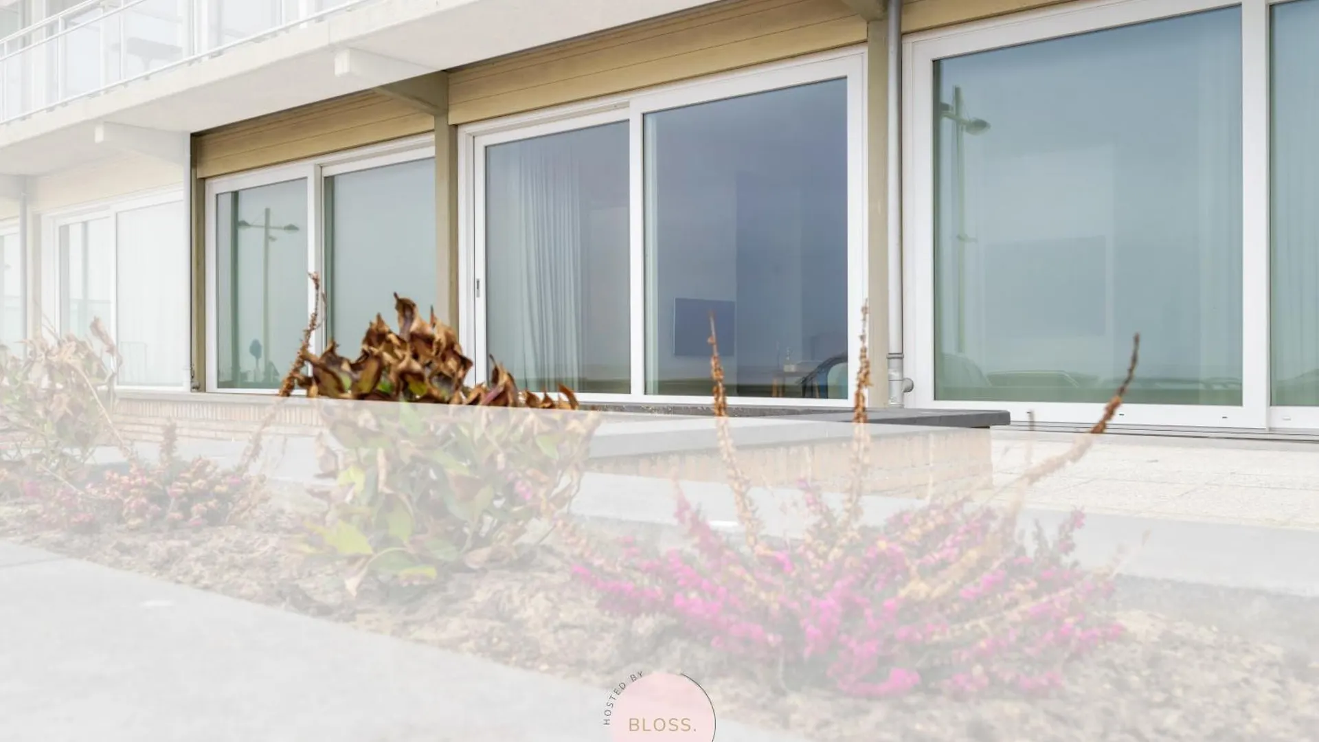 Osean By Bloss Luxe Appartement Met Frontaal Zeezicht, Binnenzwembad En Parking Middelkerke 0*,  Belgium