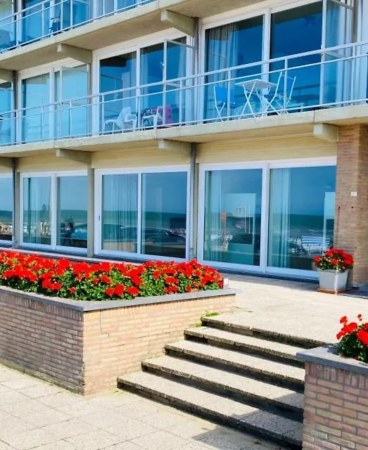 Apartment Osean By Bloss Luxe Appartement Met Frontaal Zeezicht, Binnenzwembad En Parking Middelkerke