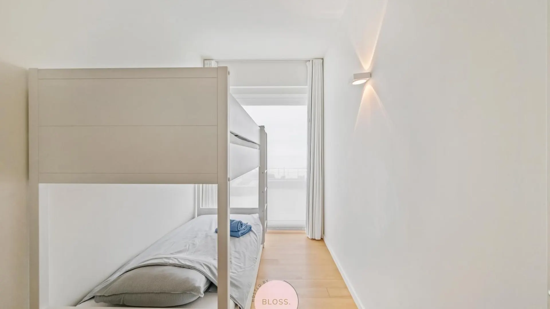 Osean By Bloss Luxe Appartement Met Frontaal Zeezicht, Binnenzwembad En Parking Middelkerke Apartment